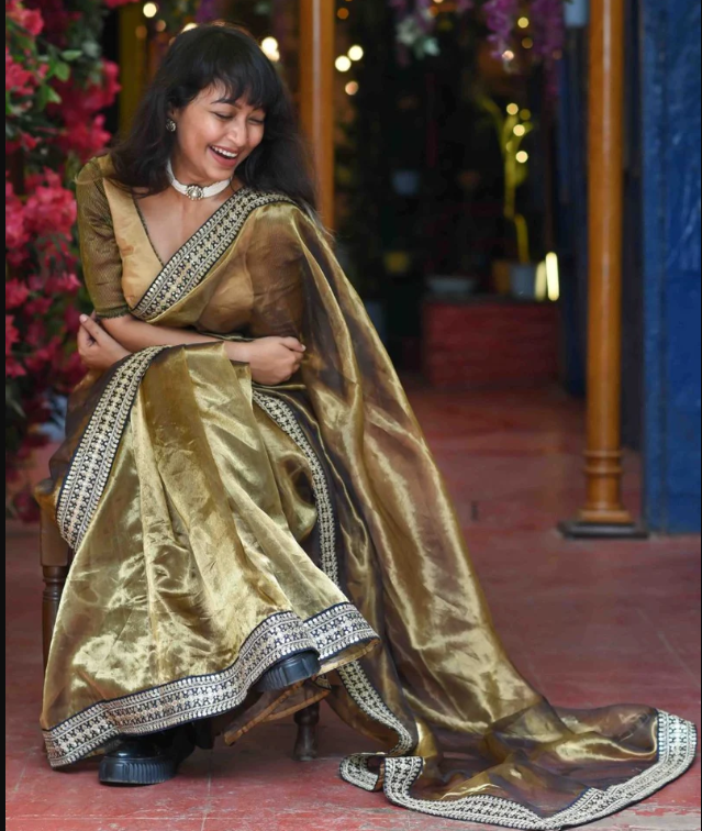 AMBER (SAREE)
