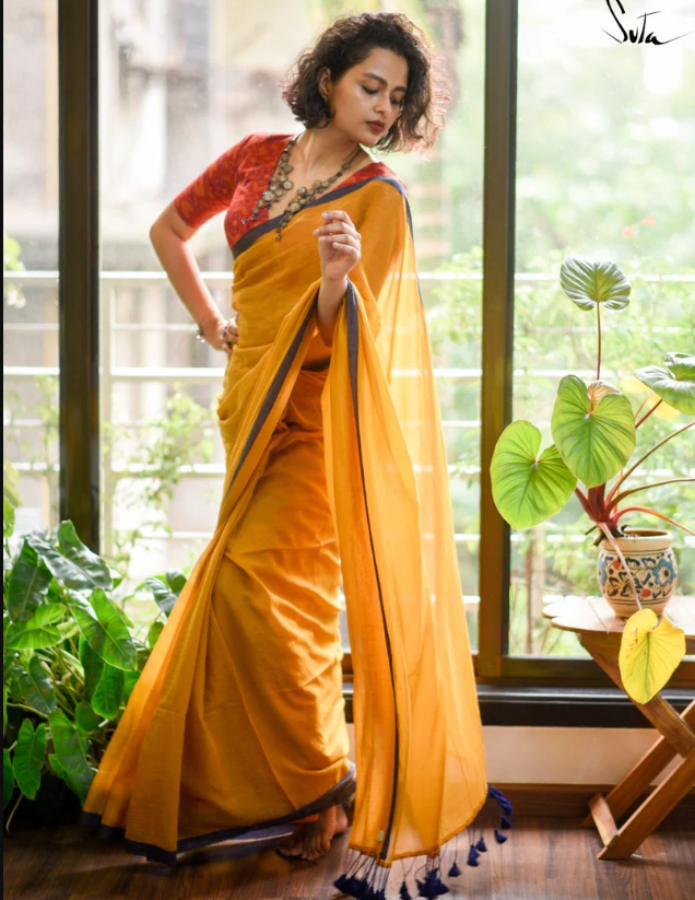 YELLOW IN JAISALMER (SAREEE)